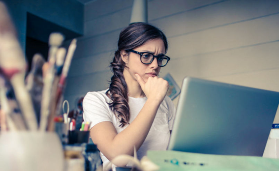 Búsqueda parametrizada en bases de datos científicas